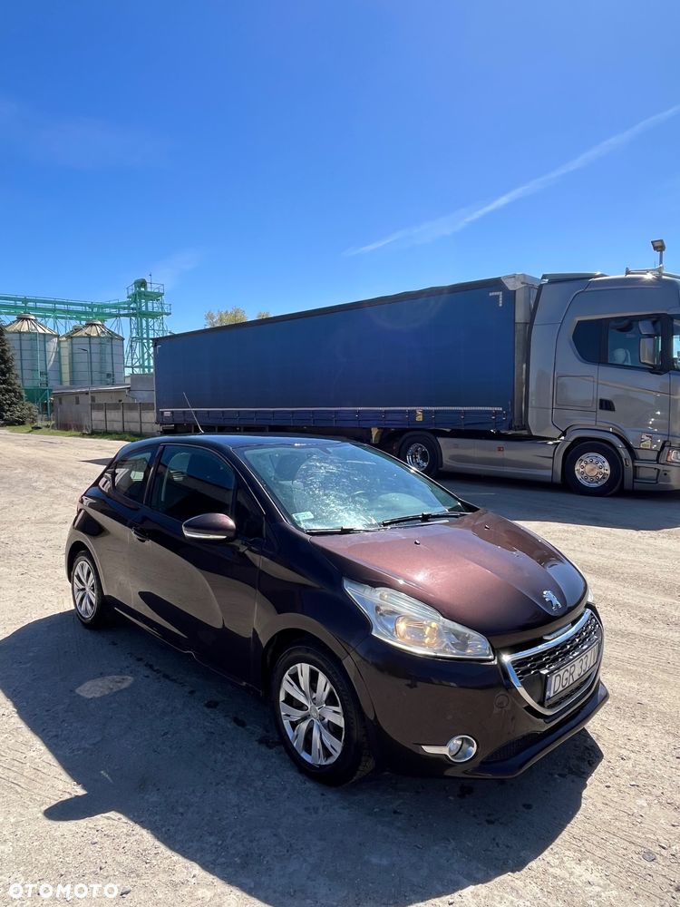 Peugeot 208 1.2 PureTech Active - 5