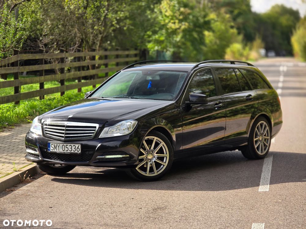 Mercedes-Benz Klasa C 180 CGI BlueEff Avantgarde - 2