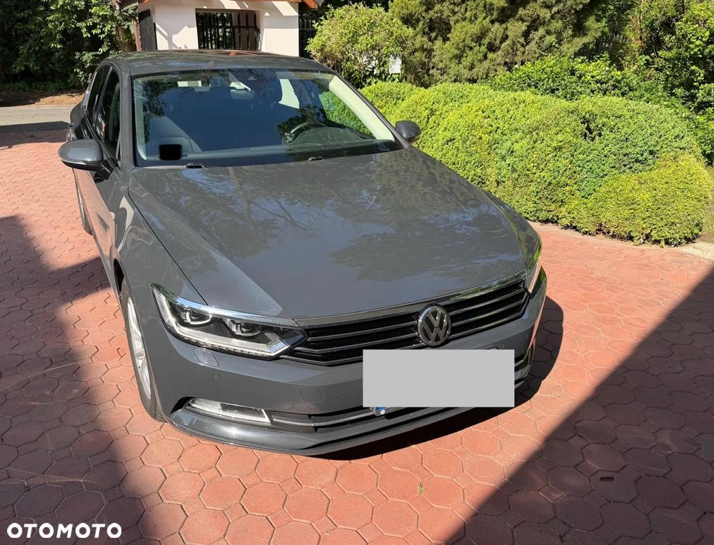 Volkswagen Passat 2.0 TDI SCR Comfortline - 1