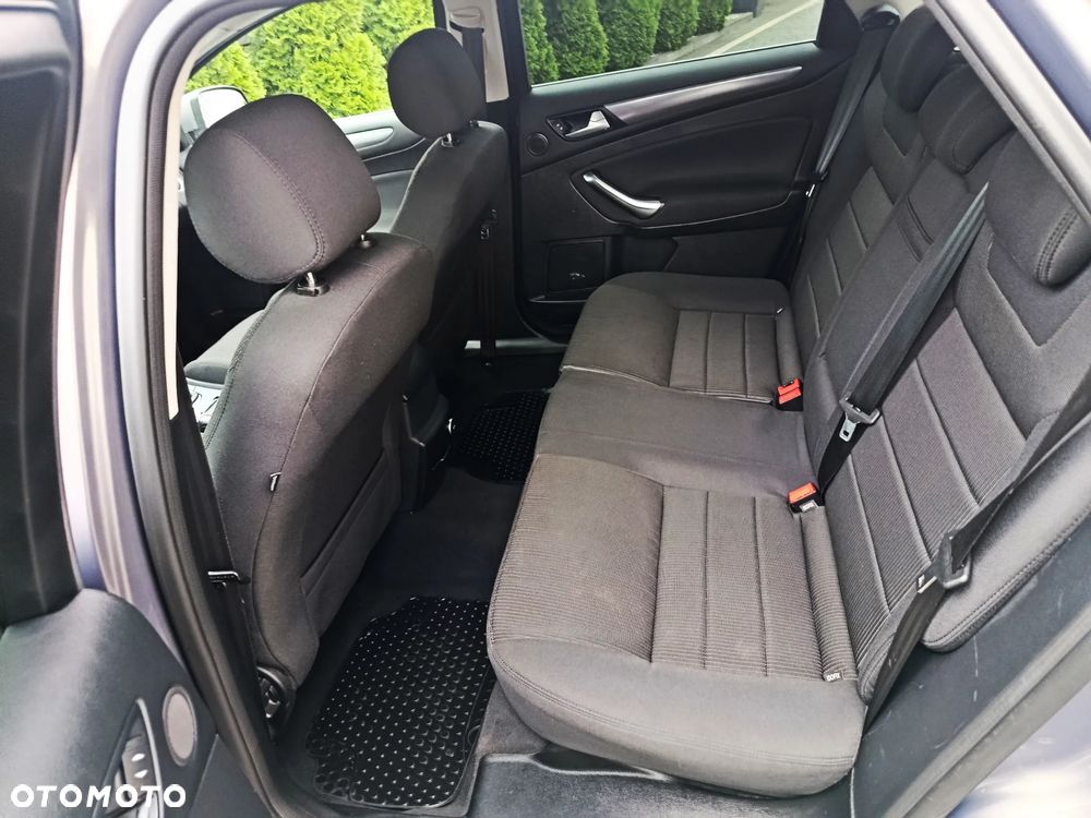 Ford Mondeo 2.0 TDCi Titanium - 21