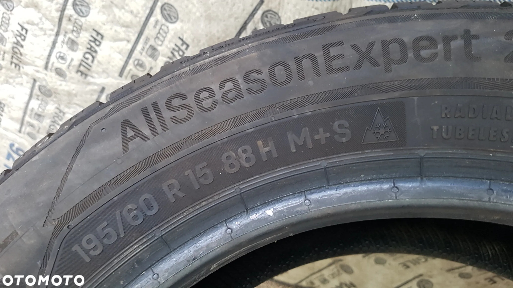 UNIROYAL ALLSEASON EXPERT 2  195/60R15  195/60/15 - 7