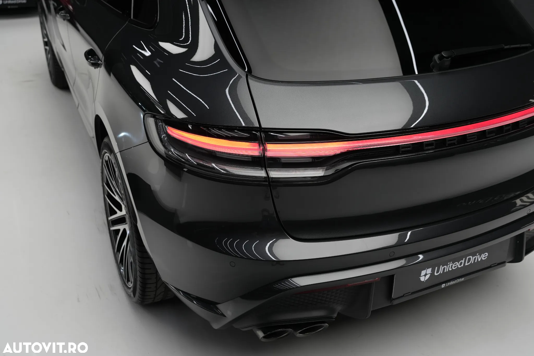 Porsche Macan T - 29