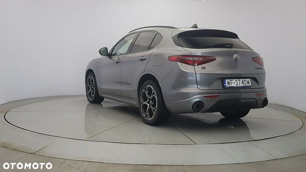 Alfa Romeo Stelvio - 5
