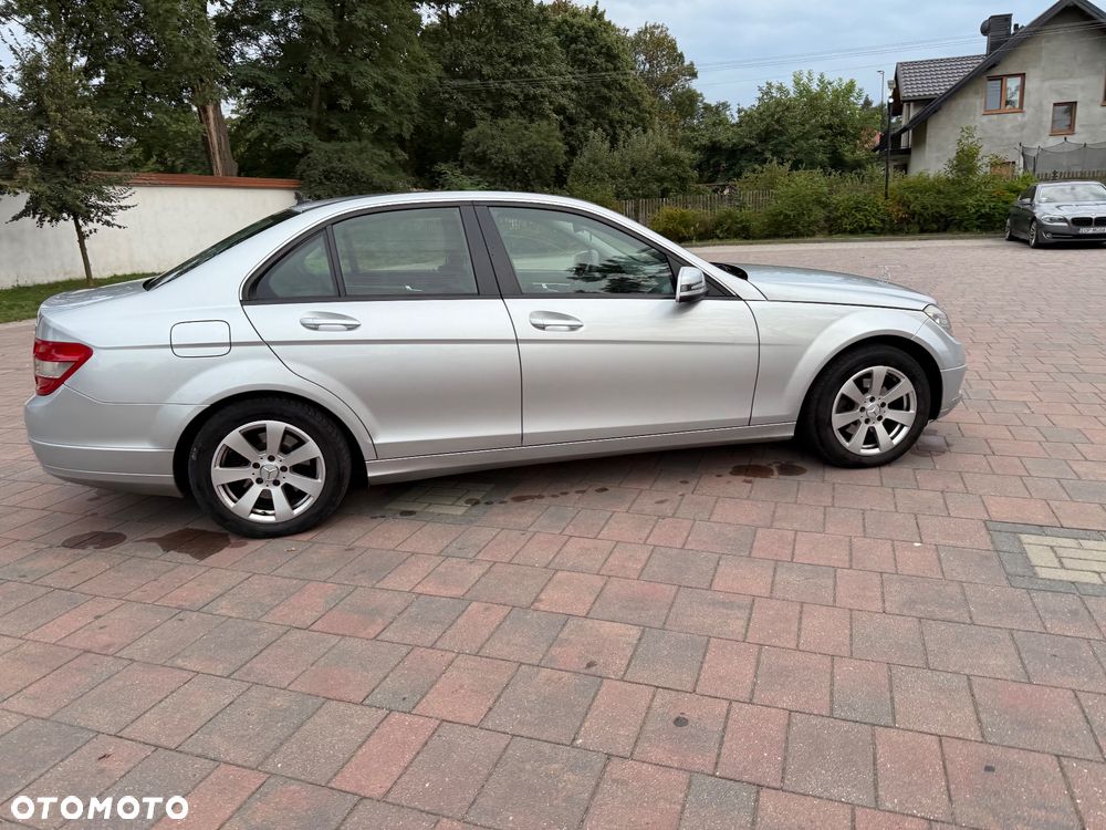 Mercedes-Benz Klasa C 220 CDI Elegance - 21