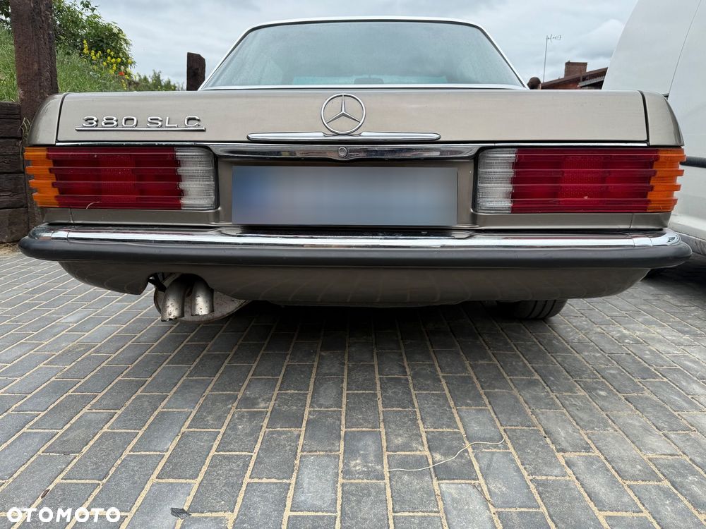 Mercedes-Benz SLC - 18
