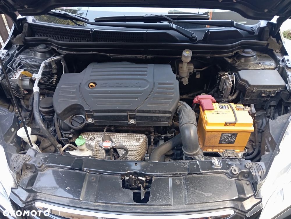 Suzuki SX4 1.6 Premium - 6