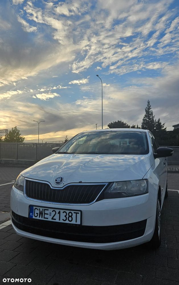 Skoda Rapid 2015 photo 3