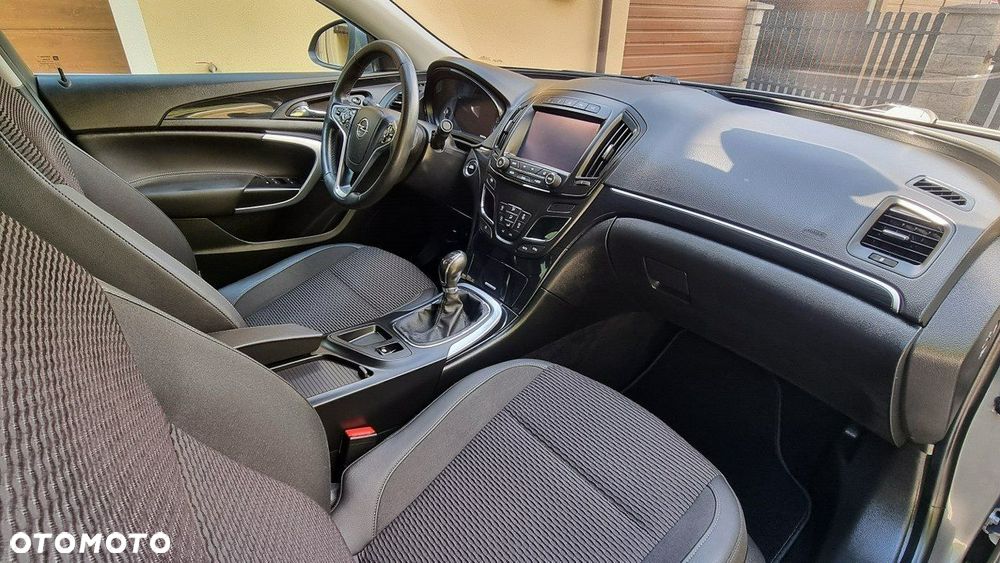 Opel Insignia - 14