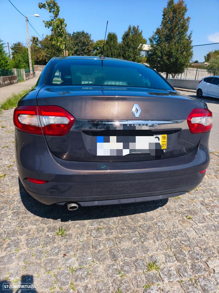 Renault Fluence 1.5 dCi Exclusive - 4
