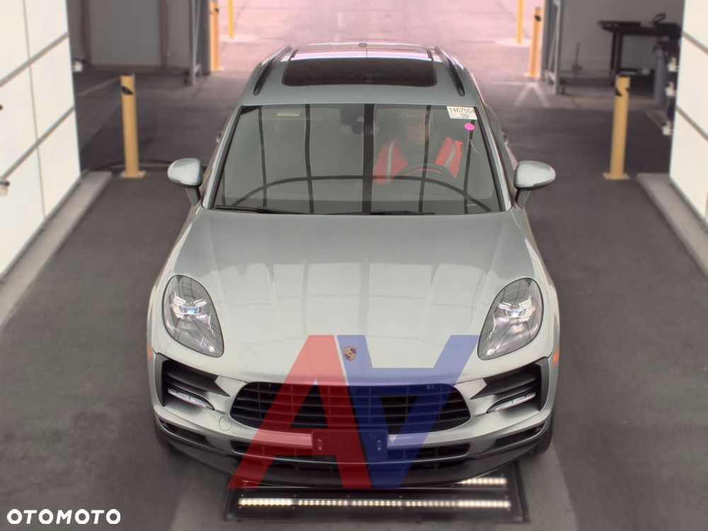 Porsche Macan Standard - 2