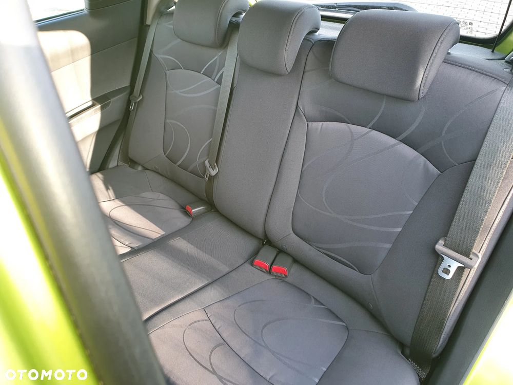 Chevrolet Spark 1.2 LS+ Design - 25