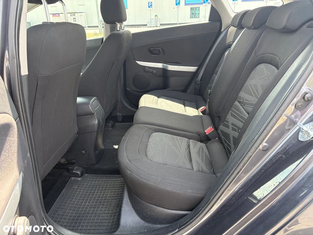Kia Ceed 1.4 L - 3