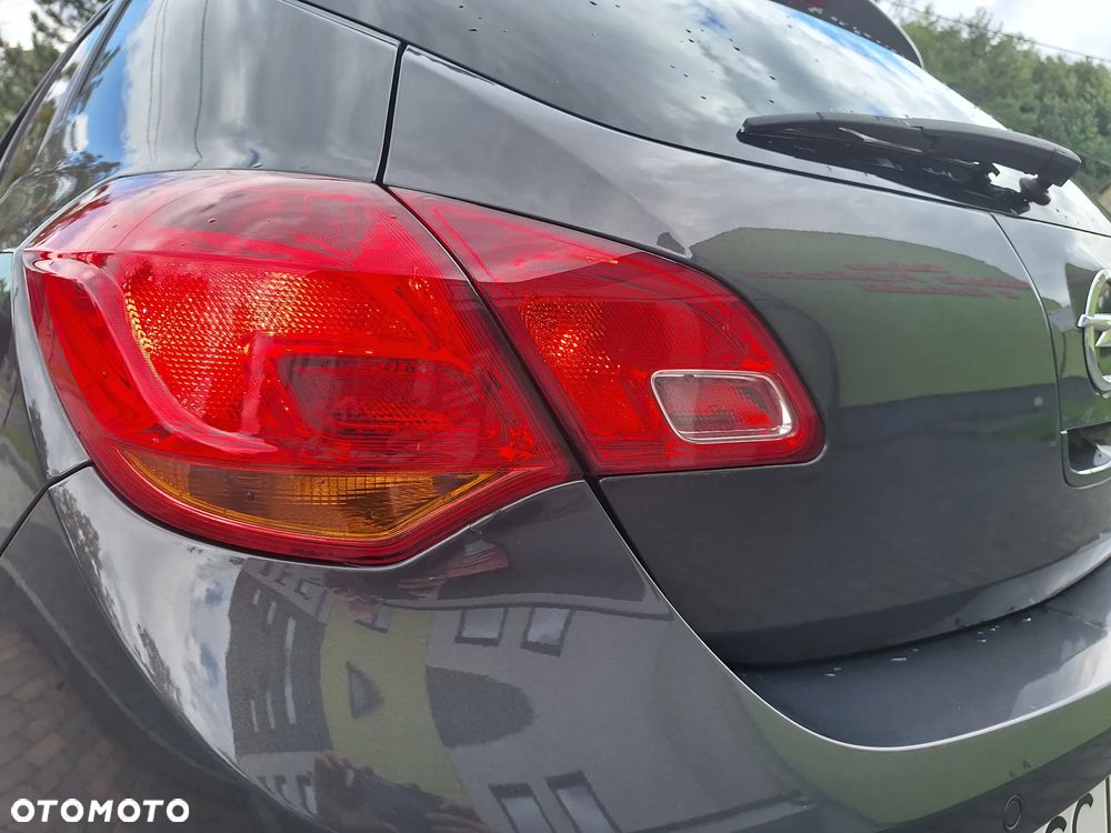 Opel Astra 1.7 CDTI Cosmo - 15