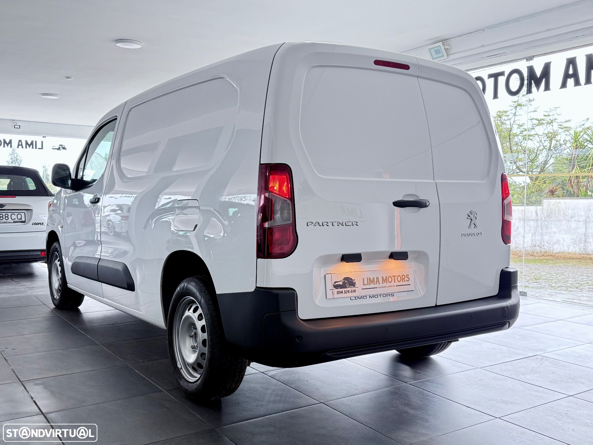 Peugeot Partner 1.5 BlueHDi Pro Longa 3L - 4
