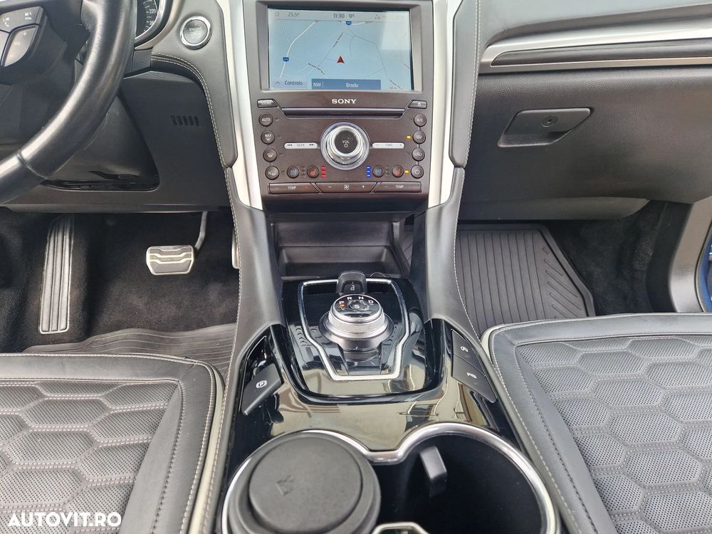 Ford Mondeo 2.0 TDCi Aut. AWD Vignale - 11