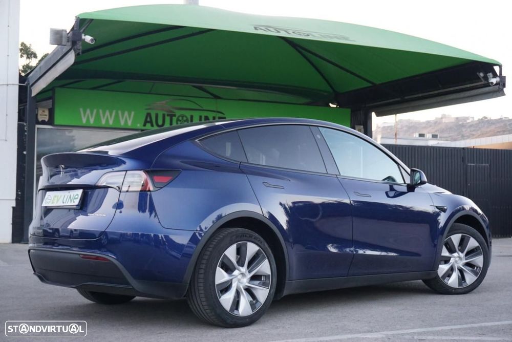 Tesla Model Y Long Range Dual Motor AWD - 20