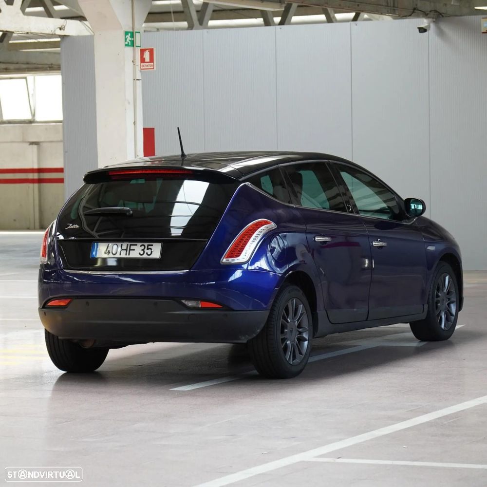 Lancia Delta 1.6 M-Jet Argento - 24
