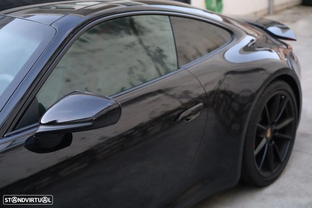 Porsche 911 Série F - 24