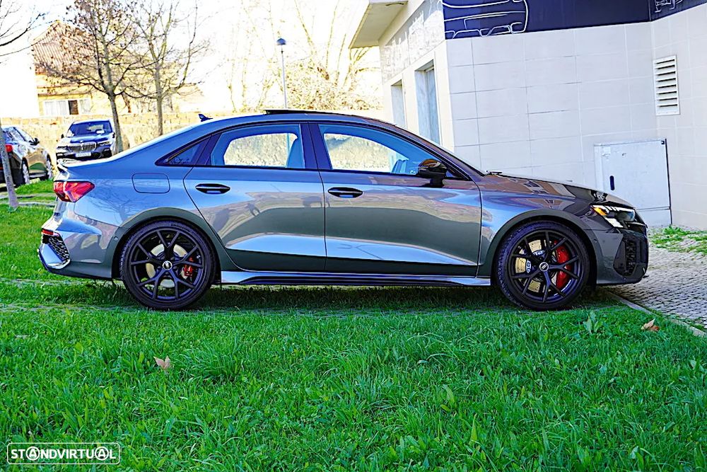Audi RS3 Limousine 2.5 TFSI quattro S tronic - 12