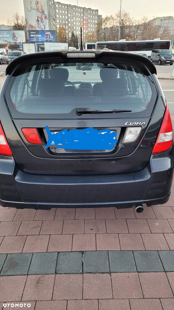 Suzuki Liana 1.6 - 8