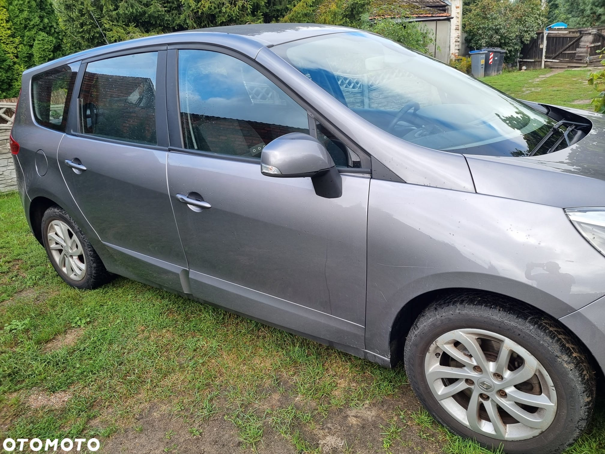 Renault Grand Scenic - 2