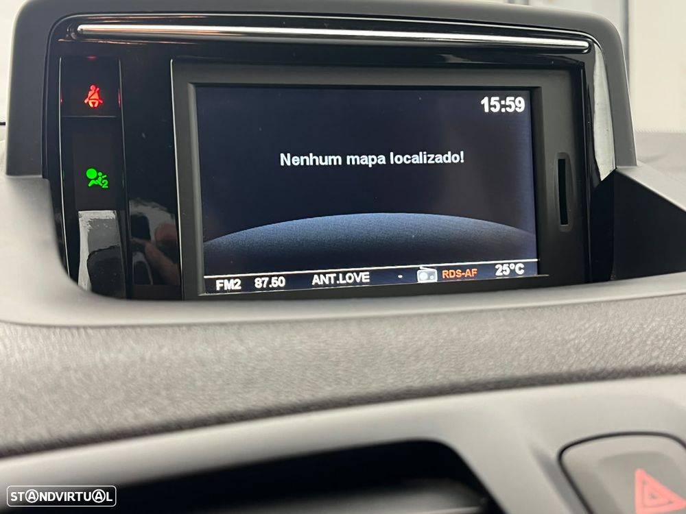 Renault Mégane Sport Tourer 1.5 dCi Dynamique - 8
