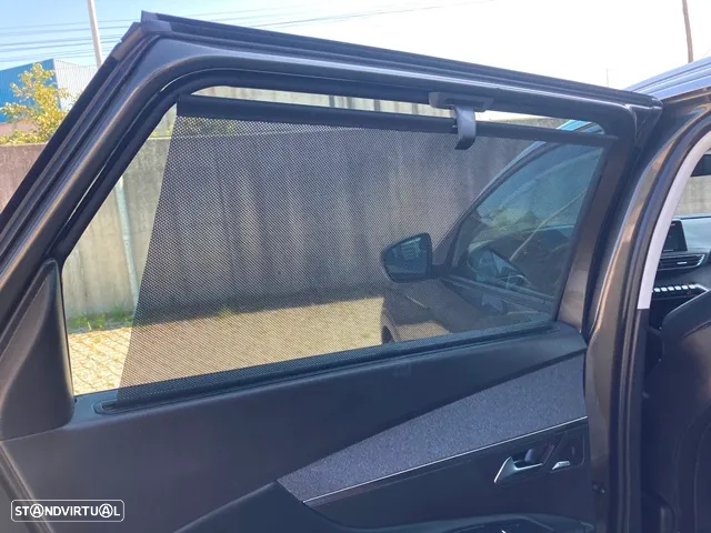 Peugeot 5008 1.2 PureTech Allure EAT8 - 43