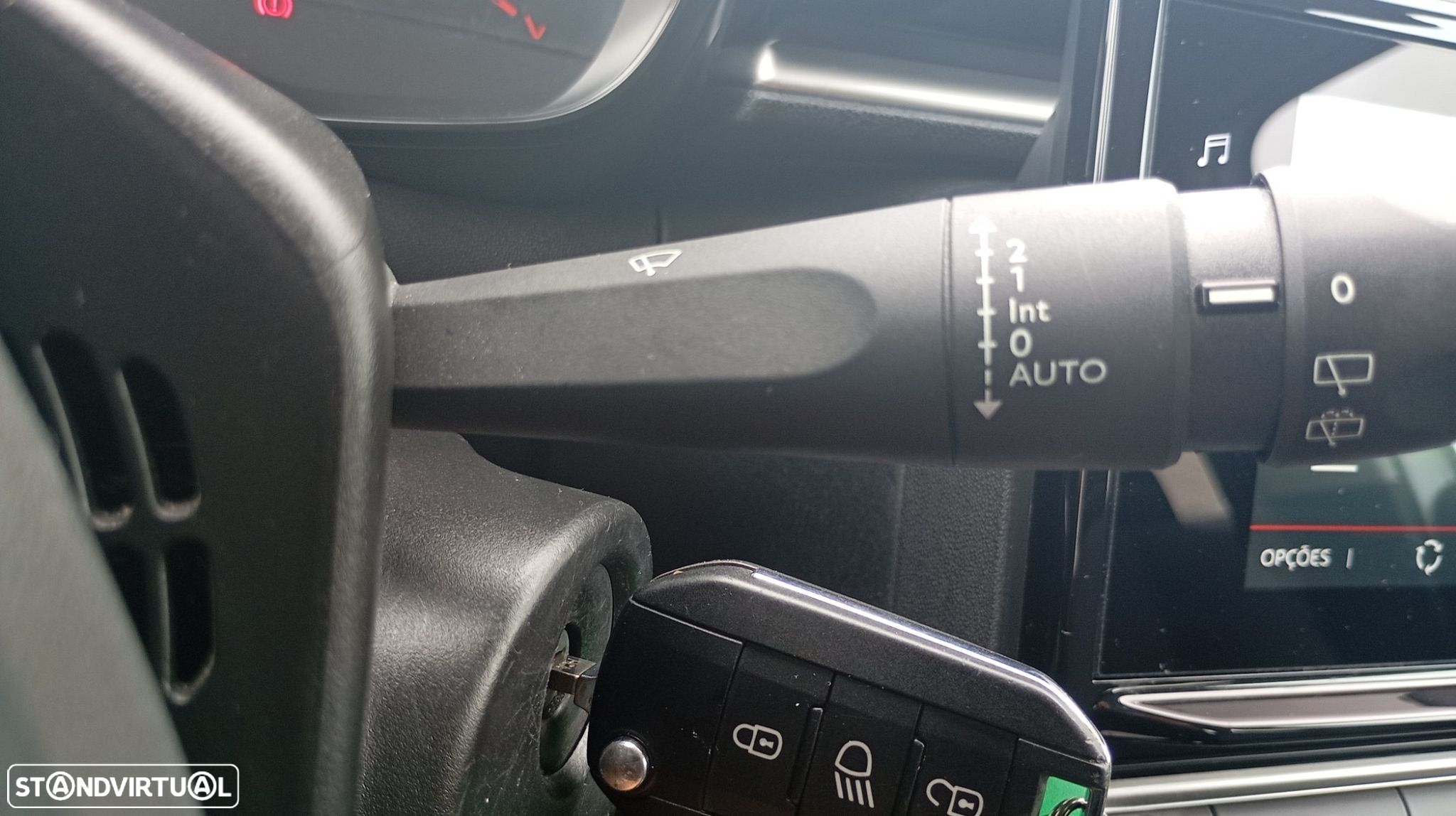Citroën C3 1.2 PureTech Shine - 17
