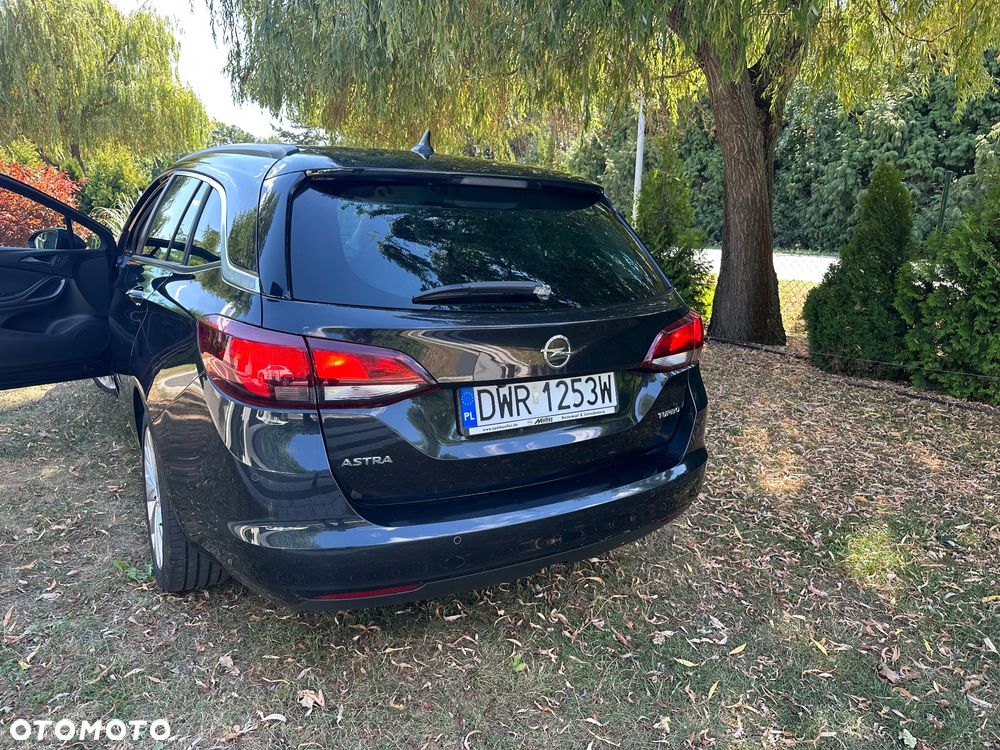 Opel Astra 1.4 T Elite - 23