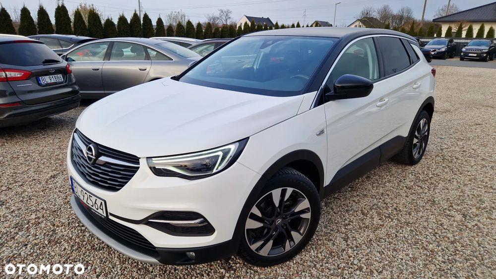 Opel Grandland X 1.2 Start/Stop Elegance - 2