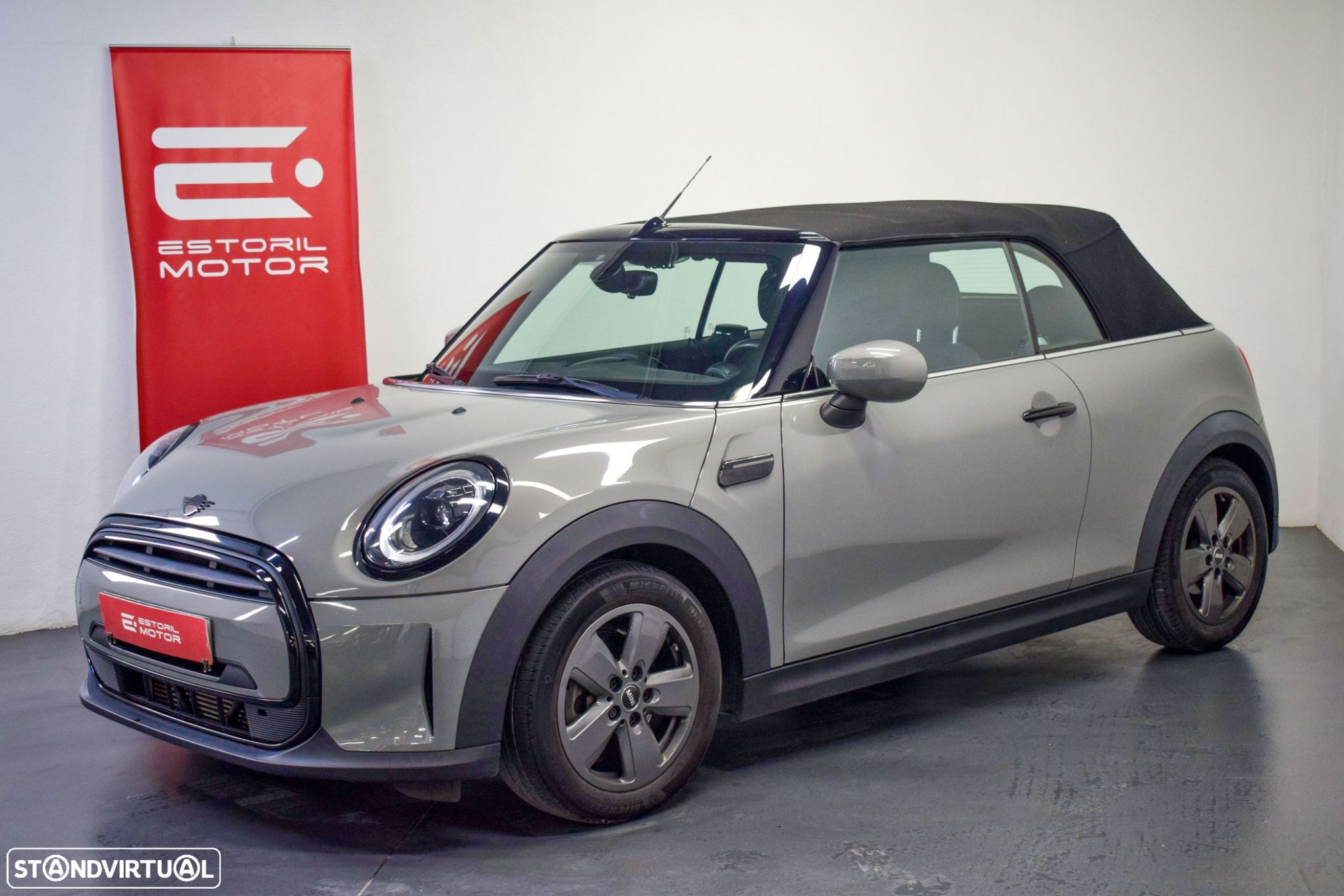 MINI Cabrio One - 2