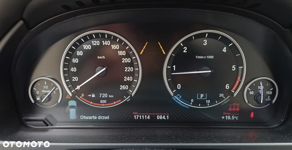 BMW X5 xDrive40d - 9