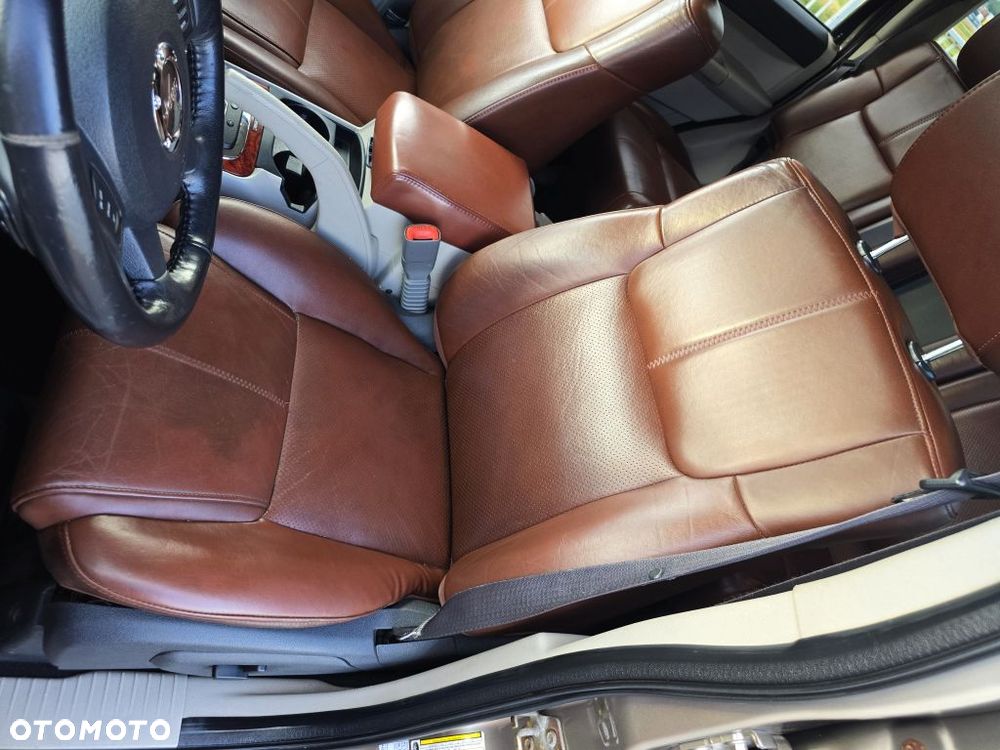 Jeep Commander 5.7 V8 HEMI Automatik Limited - 28