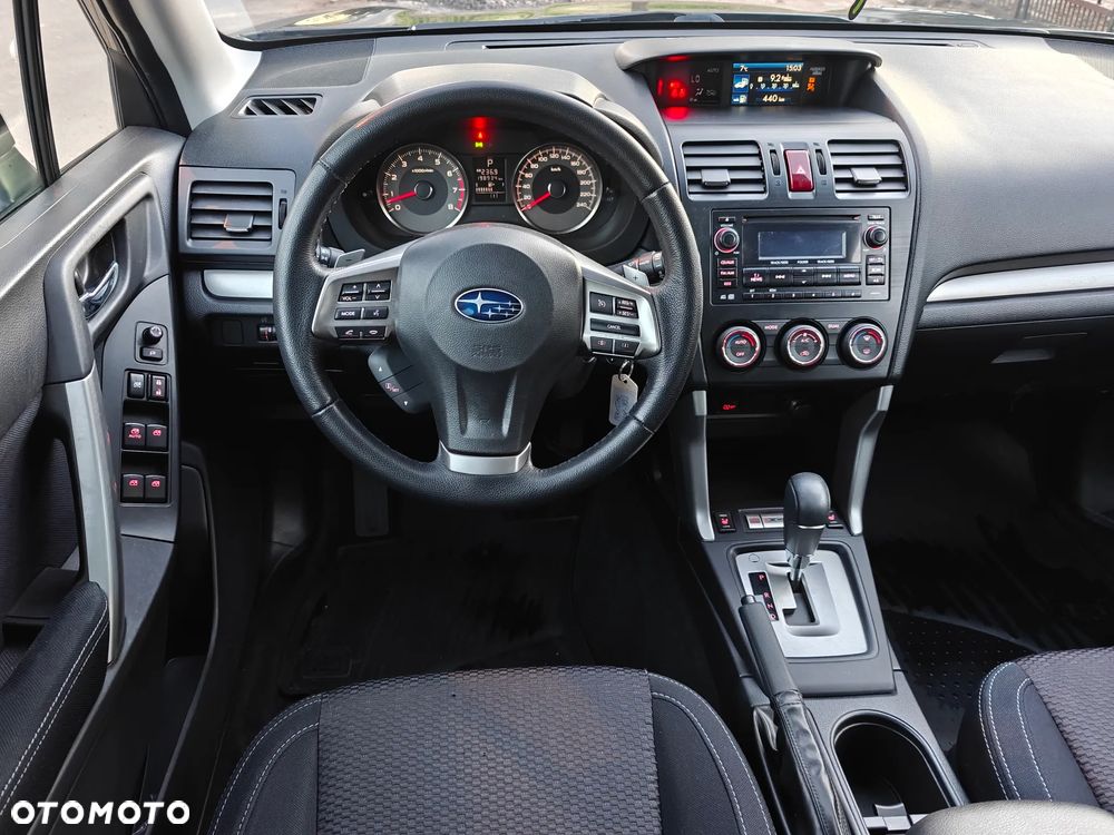 Subaru Forester 2.0i Comfort Lineartronic - 12
