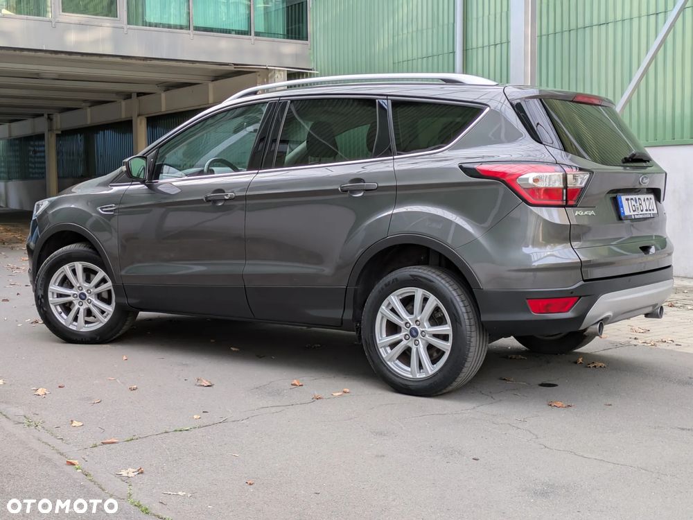 Ford Kuga 1.5 EcoBoost 2x4 SYNC - 11