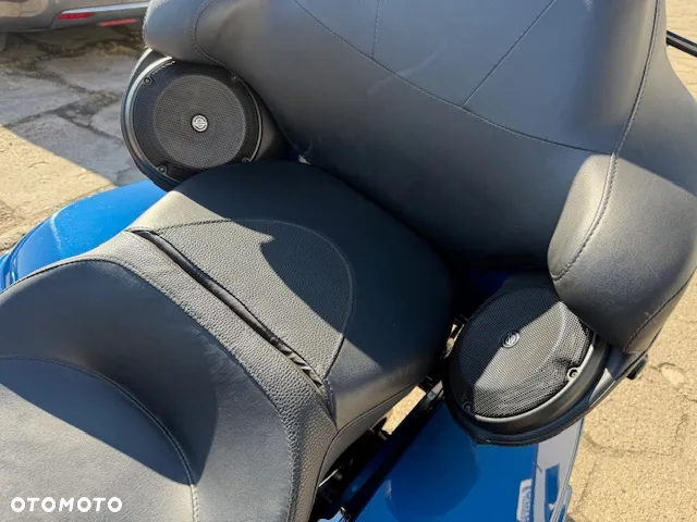 Harley-Davidson Touring Road Glide - 26