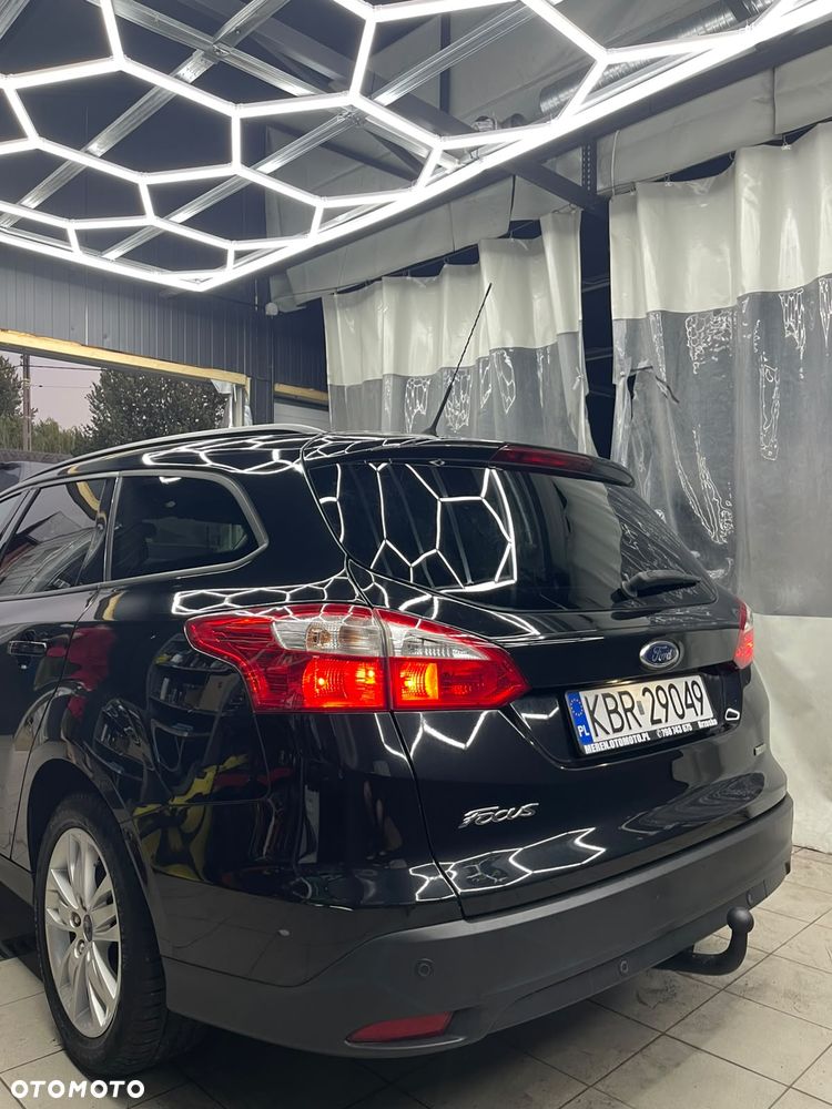 Ford Focus 1.0 EcoBoost Start-Stopp-System SYNC Edition - 4