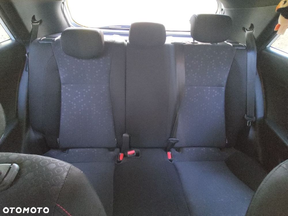 Hyundai i20 - 12