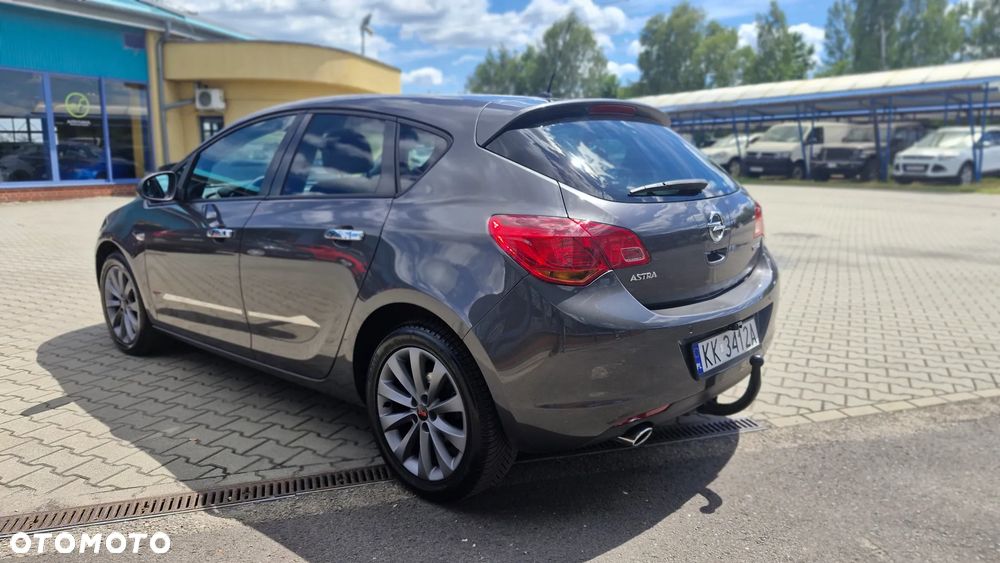 Opel Astra - 4