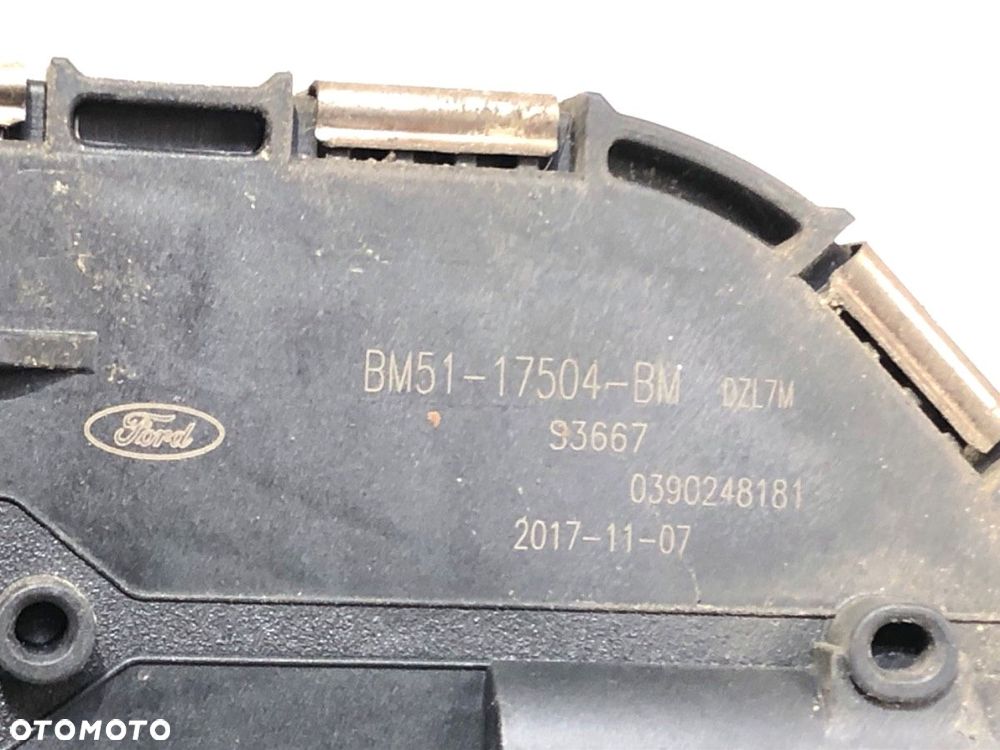 MECHANIZM WYCIERACZEK PRAWY PRZÓD  FORD FOCUS III 2010 - 2022 1.6 Ti 77 kW [105 KM] benzyna 2010 - - 4