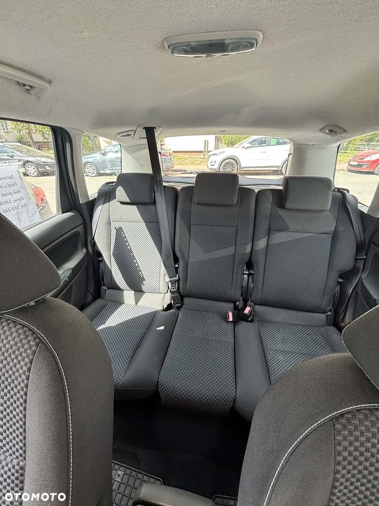 Ford C-MAX 1.8 Titanium - 11