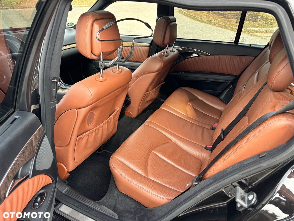 Mercedes-Benz Klasa E 500 4-Matic Avantgarde - 16