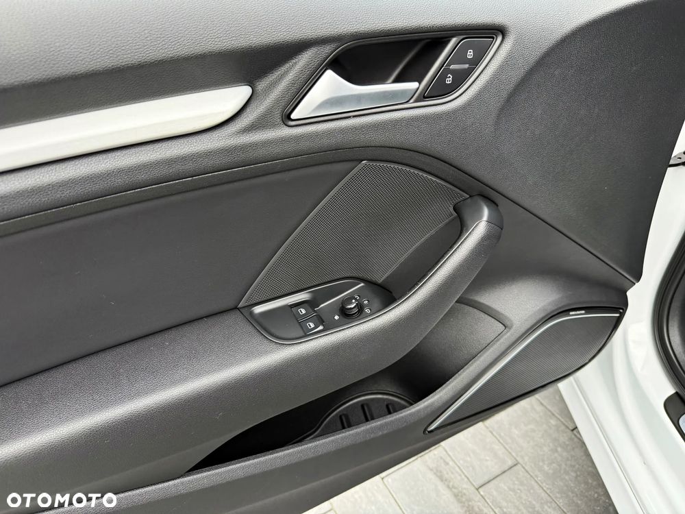 Audi A3 3-drzwiowe 2.0 TDI S line Sportpaket - 26