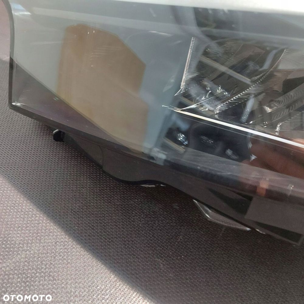 Audi Q4 E TRON Przód strona lewa 89A941033 - 3