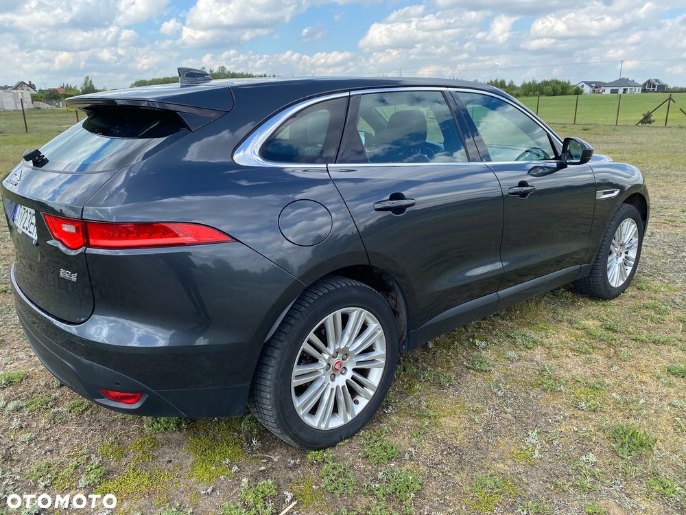 Jaguar F-Pace - 3