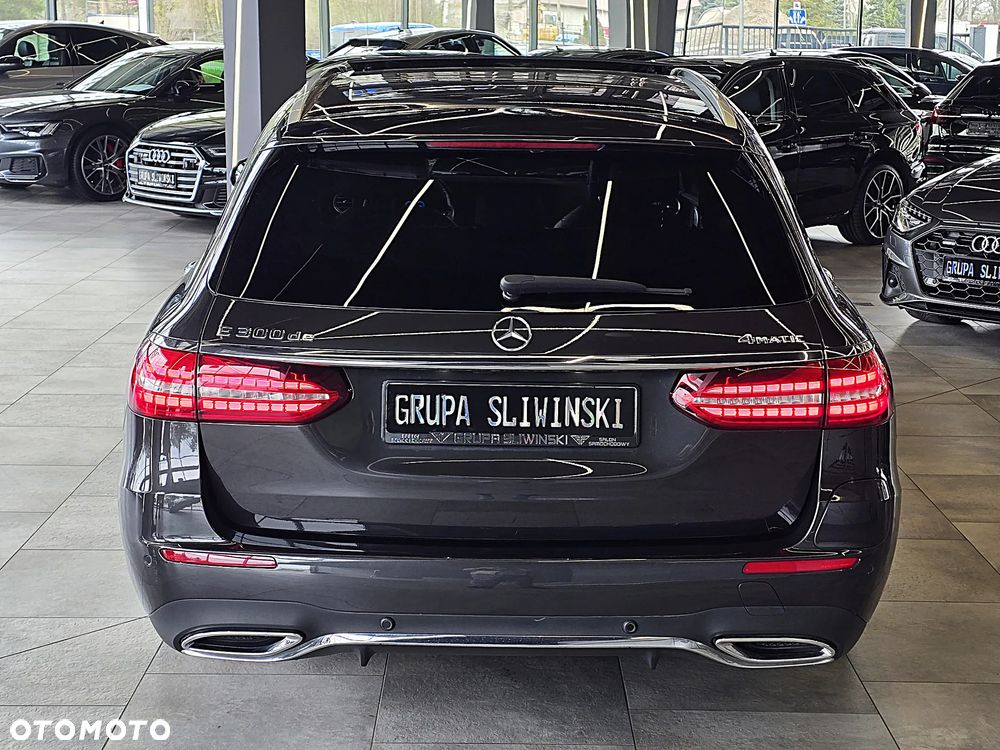 Mercedes-Benz Klasa E 300 de 4Matic 9G-TRONIC AMG Line - 7