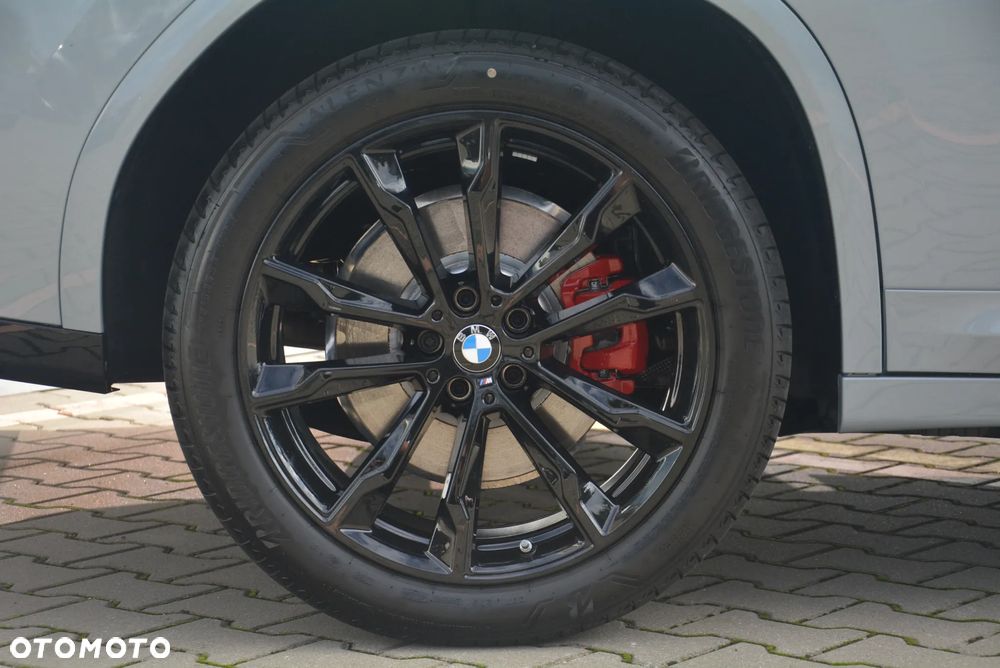 BMW X4 - 16