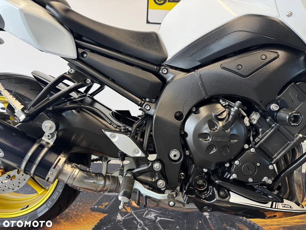 Yamaha FZ8 - 14