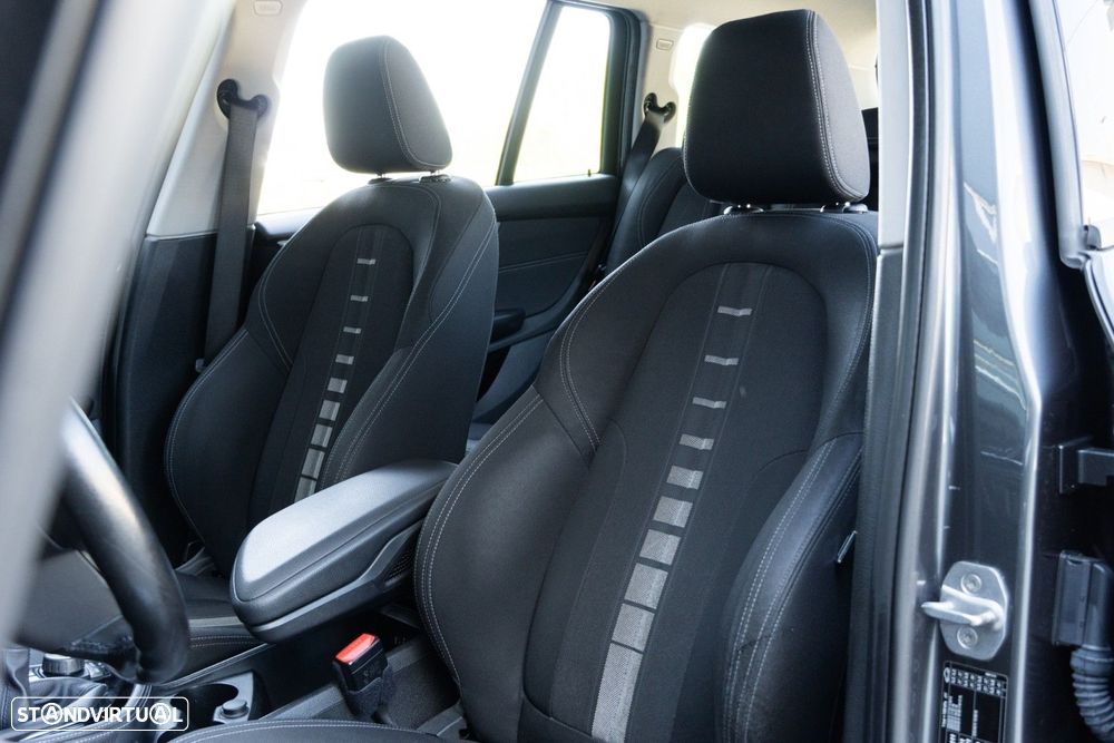 BMW 216 Gran Tourer d Line Sport - 9
