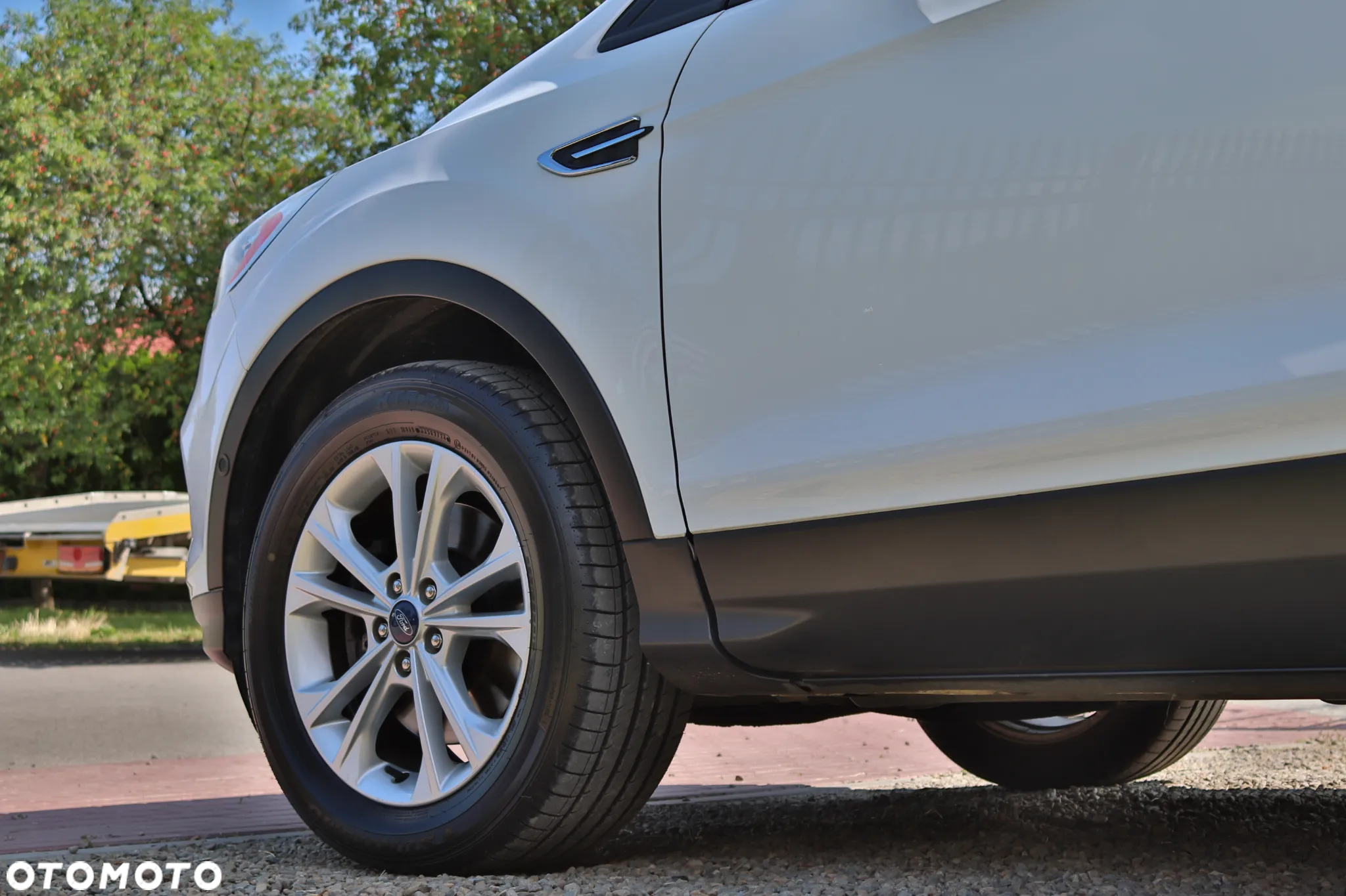 Ford Kuga 2.0 TDCi 2x4 Business Edition - 13